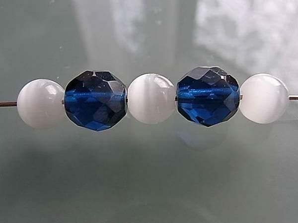Perle (finte): 6 Cateye Glasperle weiss 6mm – Nuovo (secondo la descrizione) da Alpnachstad venduto da perlengaby