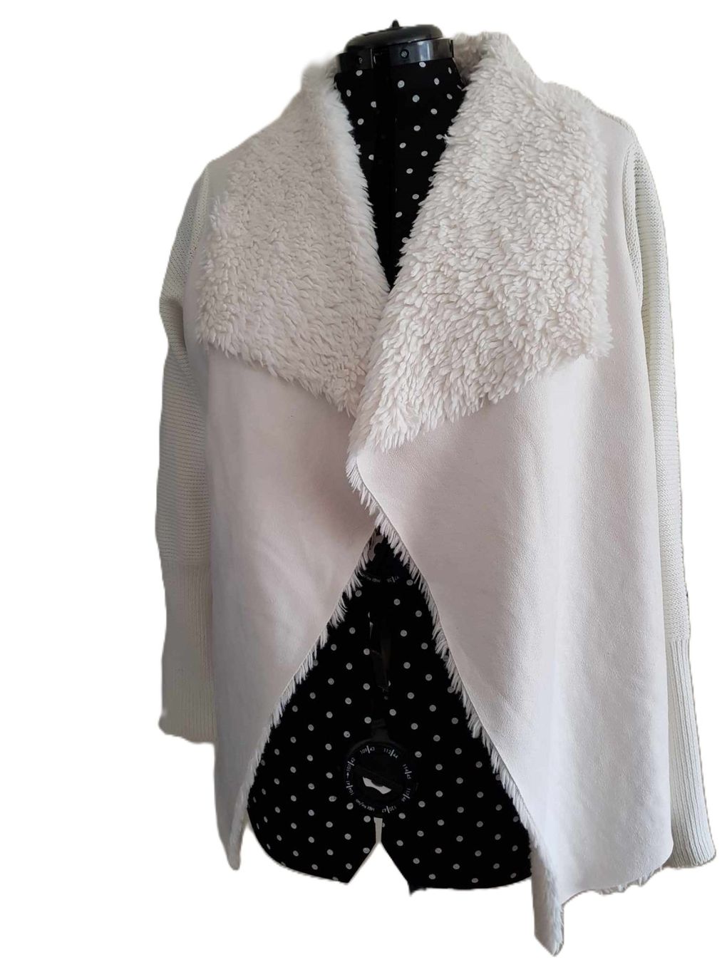 Giacche: Weisse Strickjacke – Nuovo (secondo la descrizione) da Muttenz venduto da Gepard23