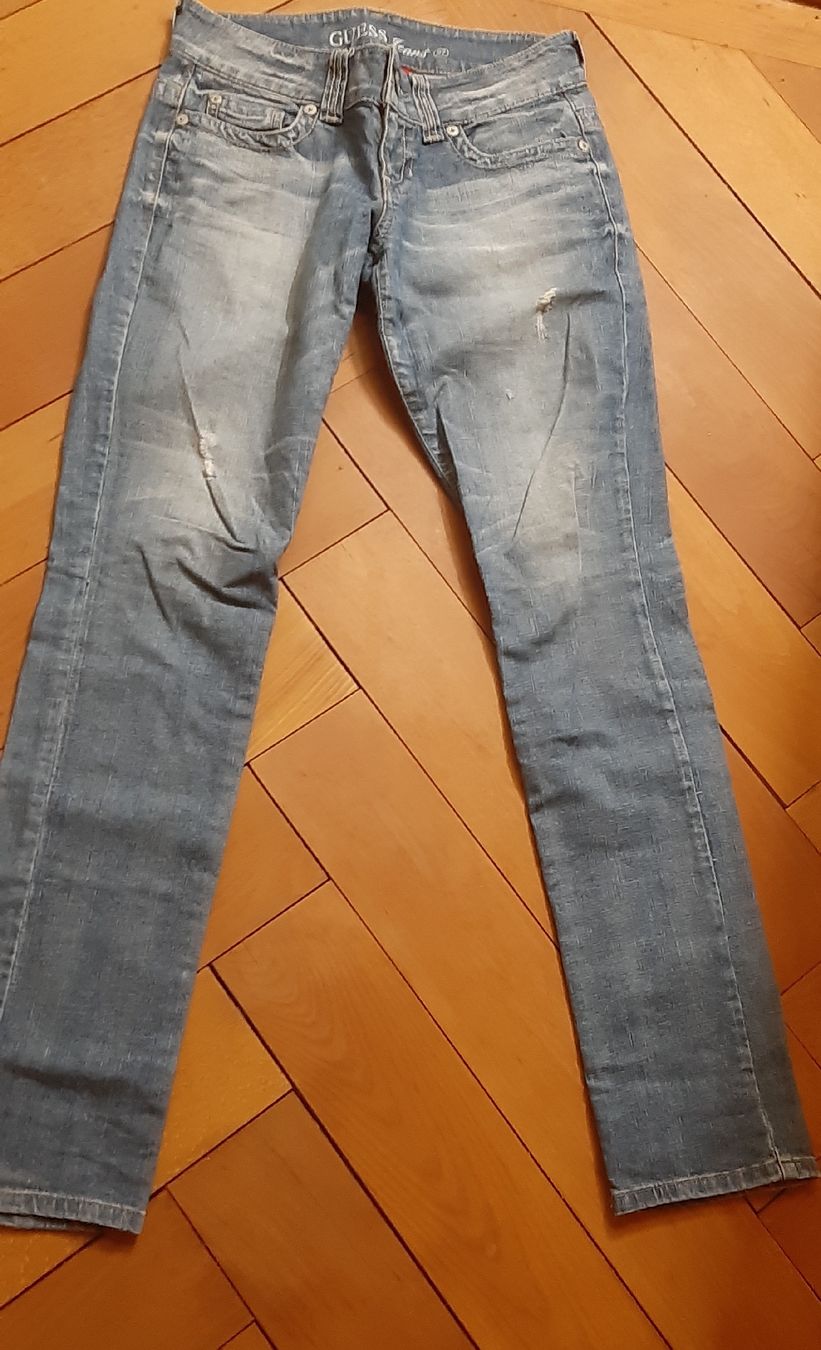 Guess Jeans: GUESS Jeans bootcut staight cut Gr.28/XS – Nuovo (secondo la descrizione) da Zürich venduto da Venecia25