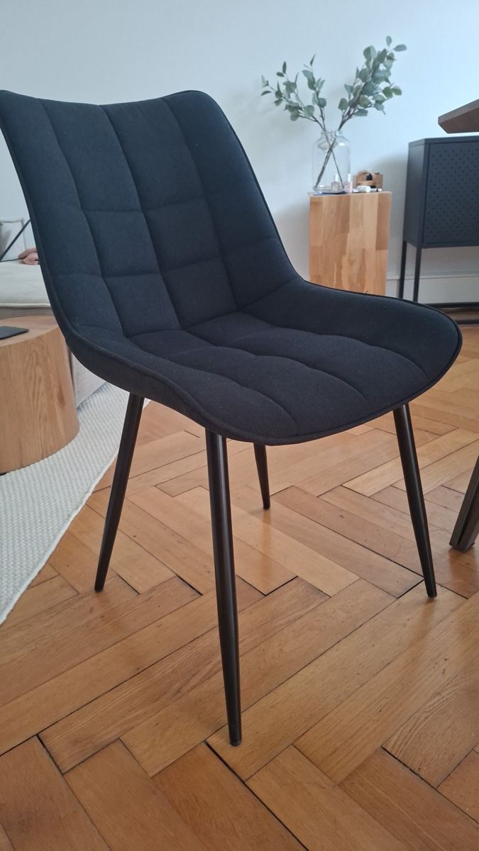 Sedie: Black Dining Chair 4x – Usato da Binningen venduto da celineemarie