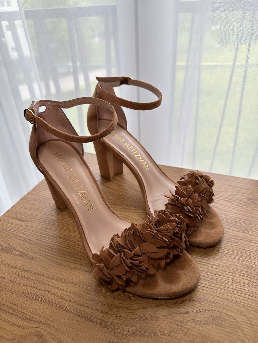 Stuart Weitzman Scarpe da donna: Stuart Weitzman Sandalen Gr.40 – Nuovo (secondo la descrizione) da Winterthur venduto da LeLe0606 1