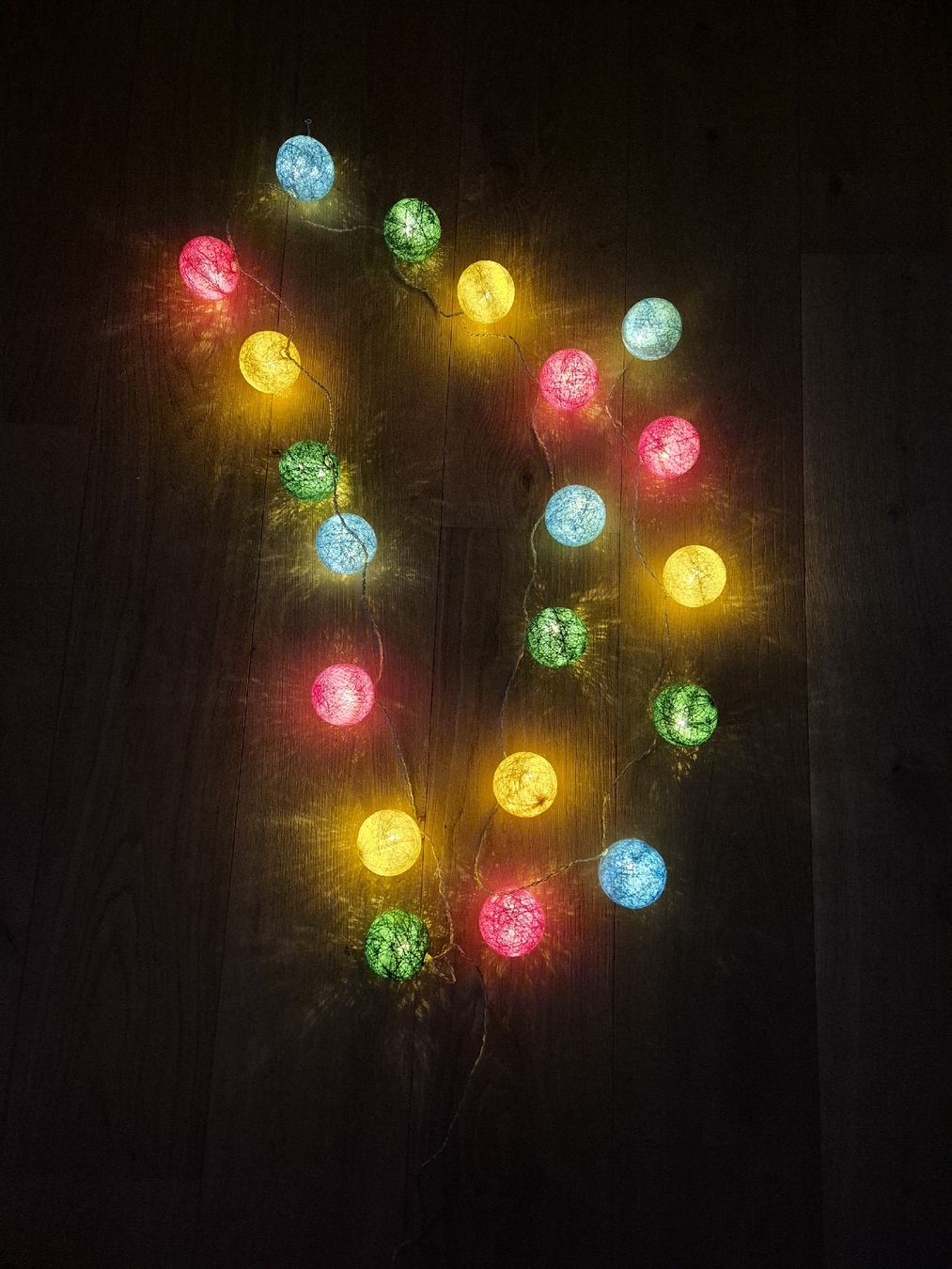 Ghirlande e barre luminose: Lichterkette für drinnen – Nuovo (secondo la descrizione) da Schwarzenburg venduto da Esja02 1