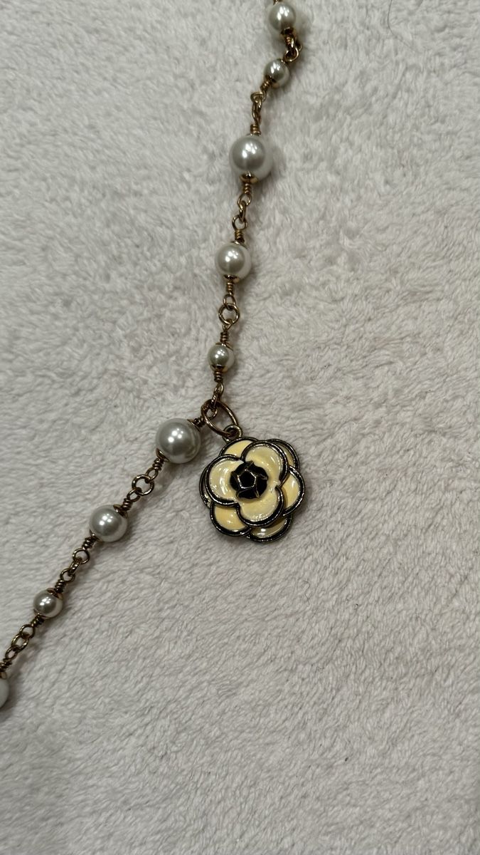 Catenine: Collana B&B con perle e ciondoli – Usato da Corseaux venduto da zetajones01 4