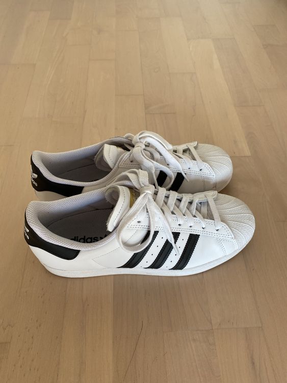 Adidas Superstar ADV Gr. 42 2 3 Top Zustand Kaufen auf Ricardo