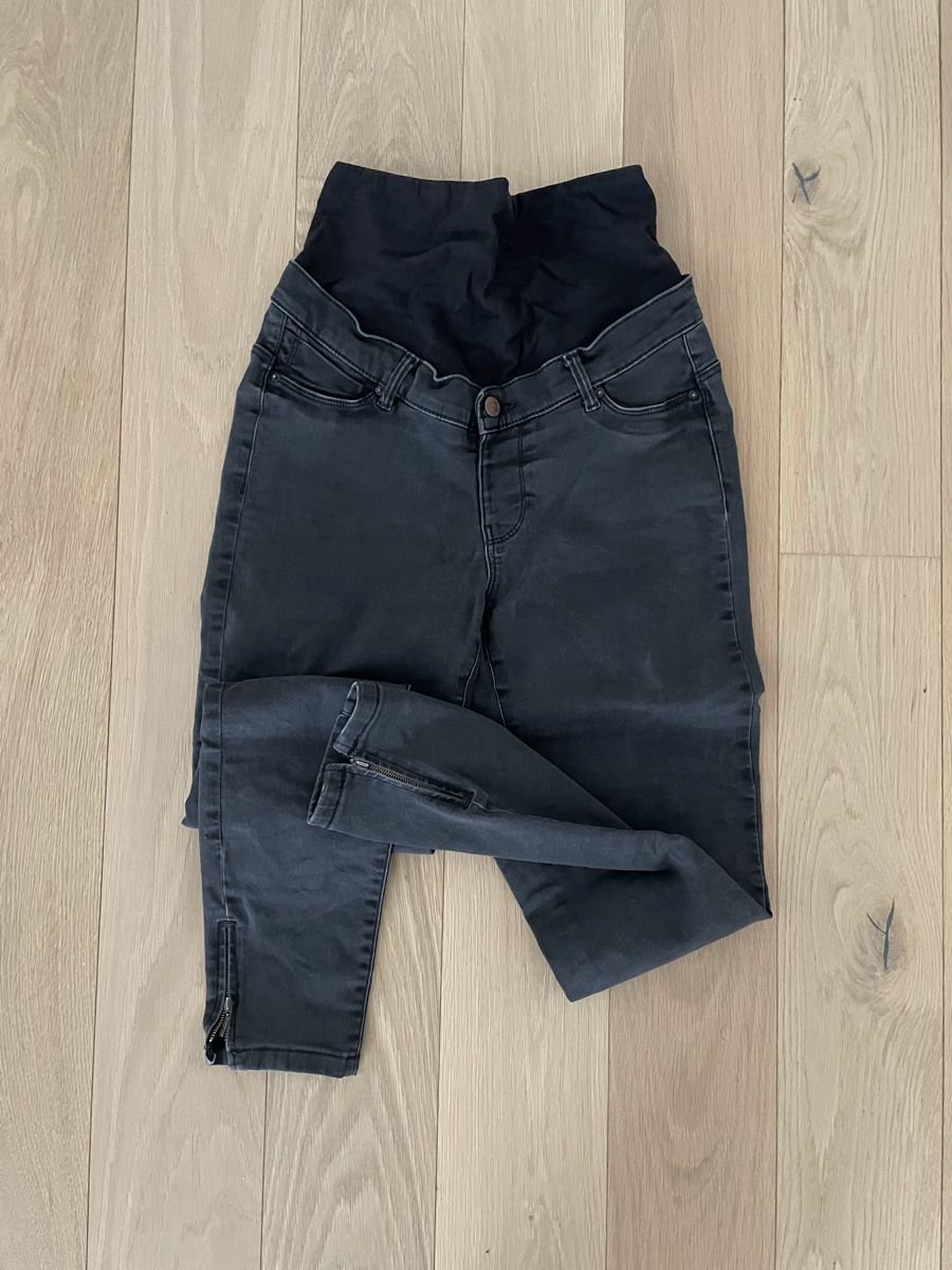 Pantaloni: Schwangerschaftshose – Usato da Niederhelfenschwil venduto da jas_sq7y