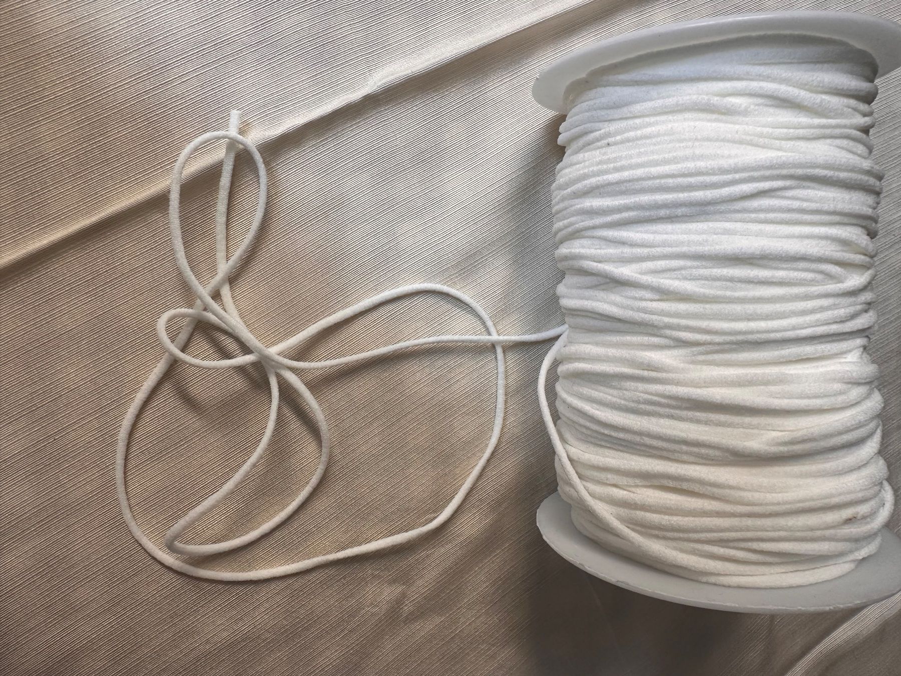Nastri decorativi: 10M elastisches Kordel 3MM – Nuovo (secondo la descrizione) da ZÜRICH venduto da kat_k6zp