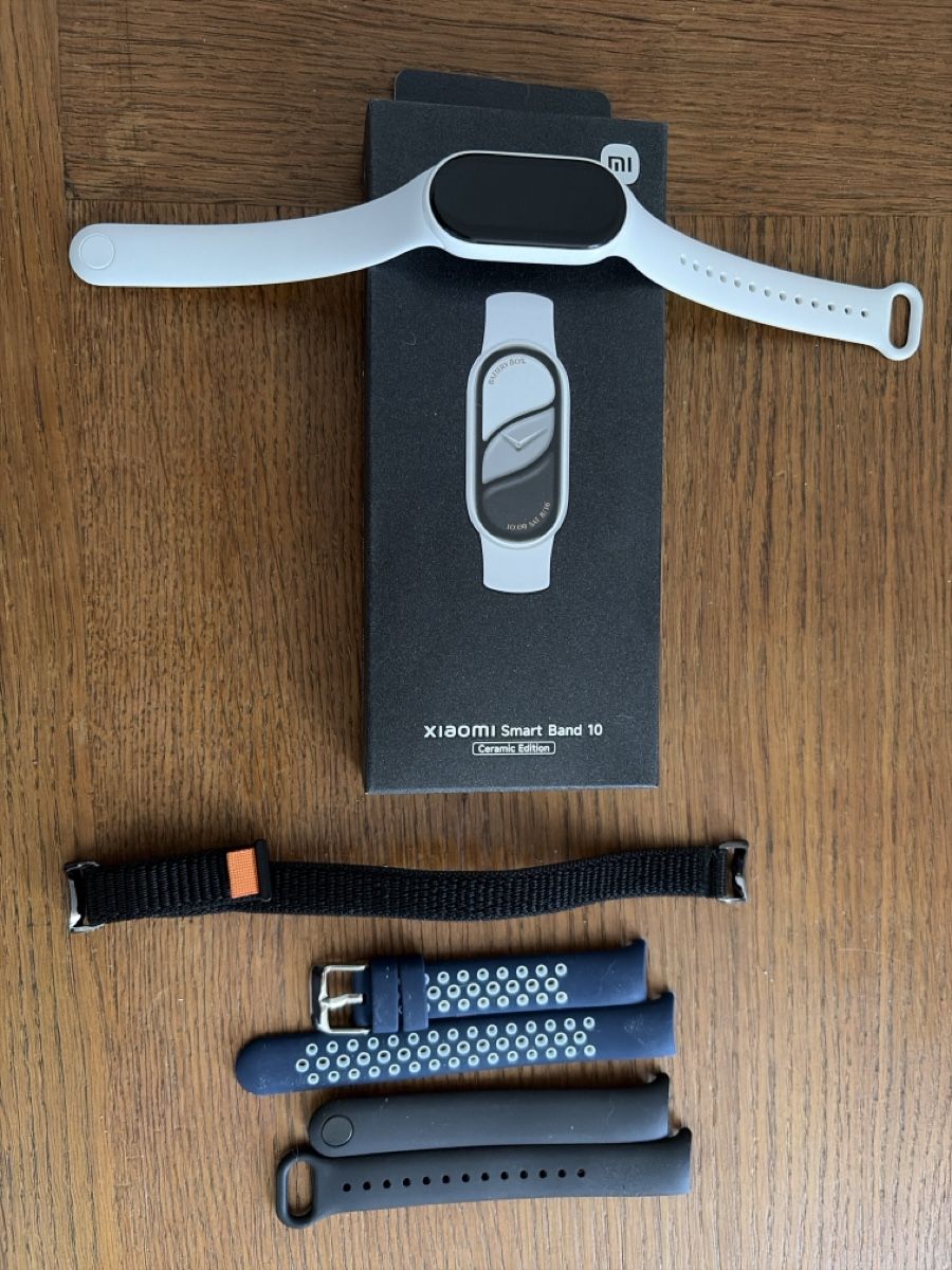Xiaomi Smartwatch: Xiaomi Smart Band 10 - Ceramic Edition – Gebraucht aus Wichtrach von fabiowiquel