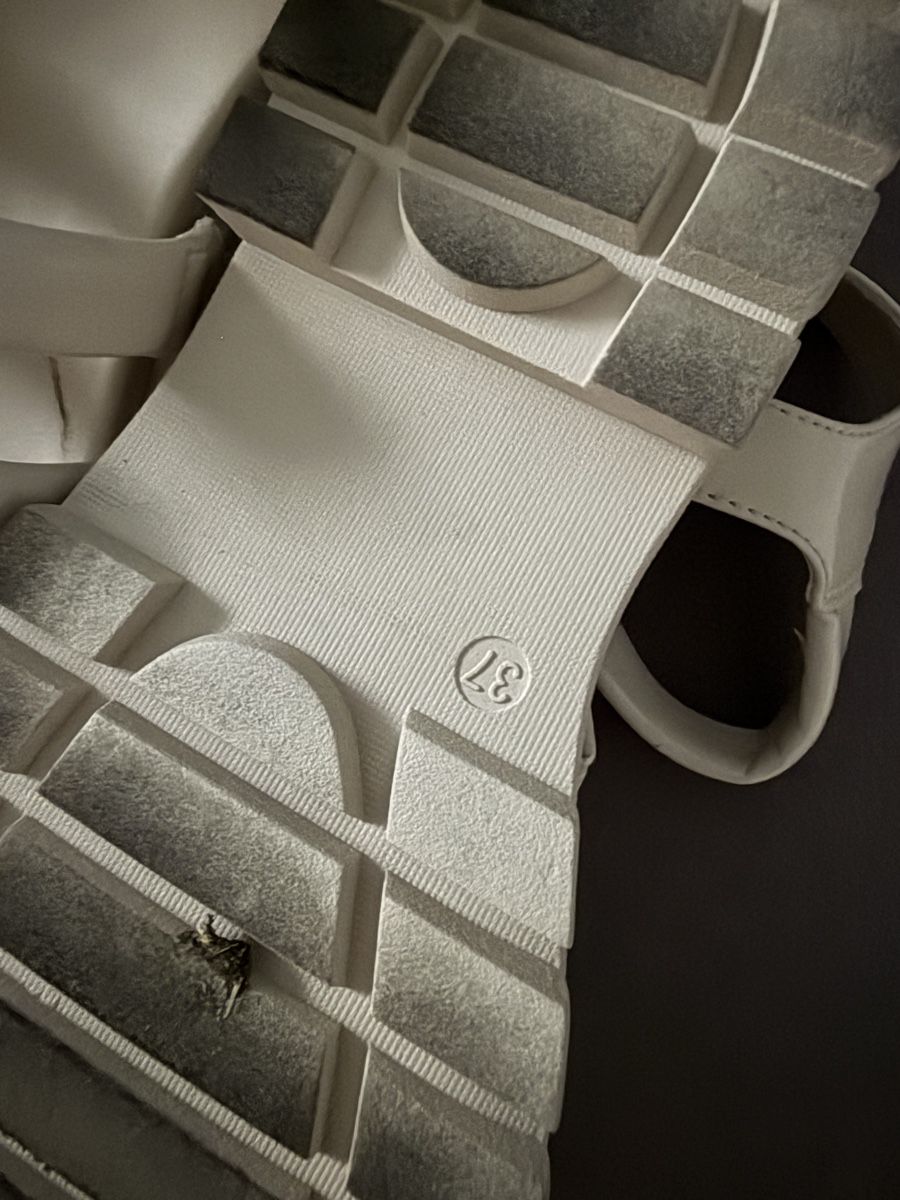 Damenschuhe: Sandalen weiss Grösse 37 – Gebraucht aus Hägendorf von Mocca72 2
