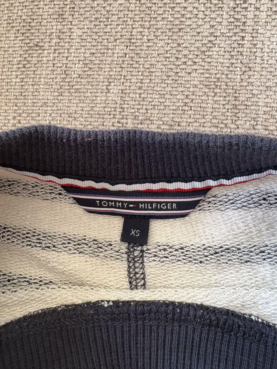 Tommy Hilfiger Maglioni & Felpe: Tommy Hilfiger Sweatshirt, gestreift – Usato da Zürich venduto da fioredivita 1
