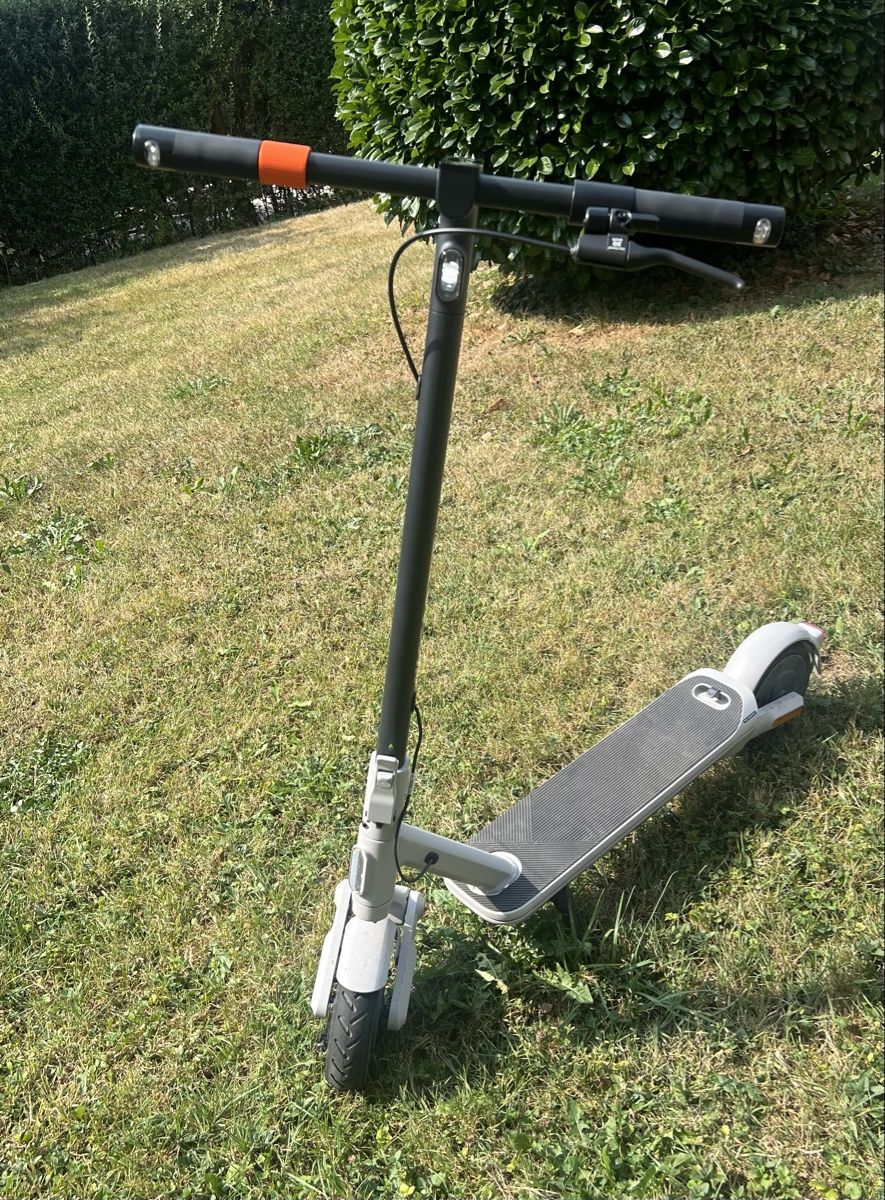 Yadea Scooter: YADEA Artist E-Scooter 20 km/h – Usato da Oberwil b. Zug venduto da Sim_ZG 4