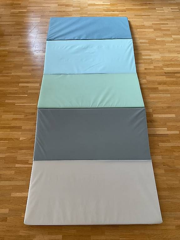 Spielmatte: PLUFSIG Gymnastikmatte // Tapis PLUFSIG // PLUFSIG Play Mat – Gebraucht aus Cologny von els_tvj8