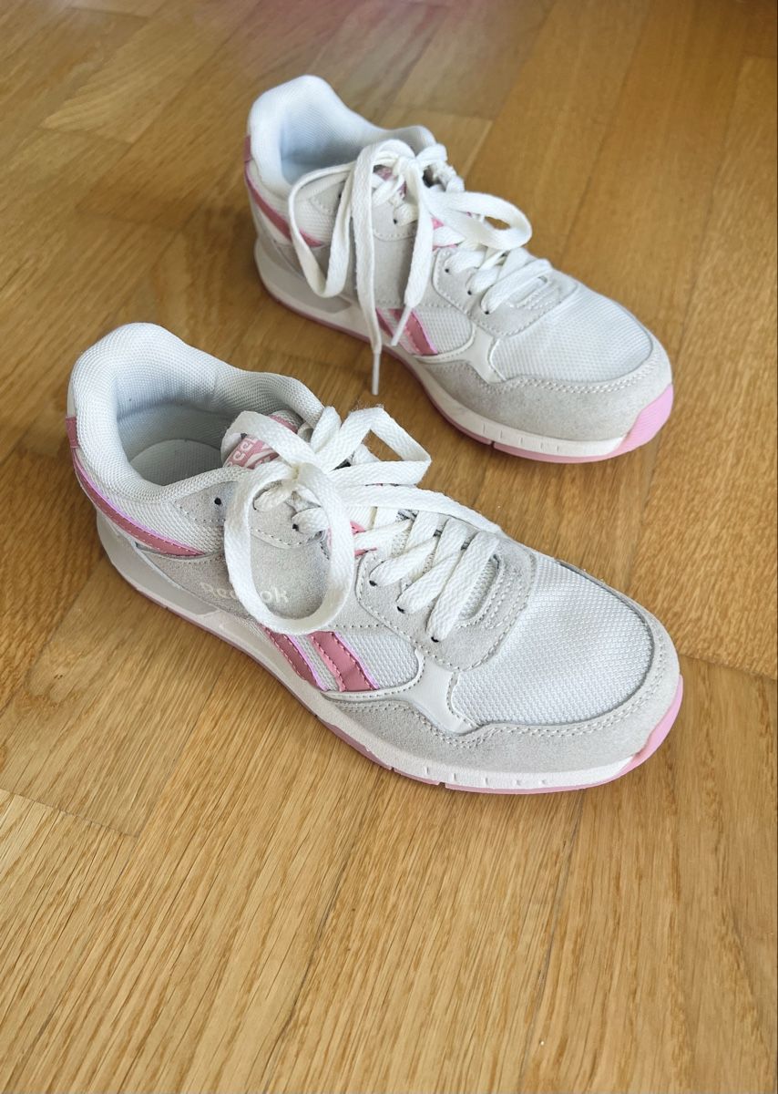 Reebok Scarpe per ragazze: Reebok 34 Classic Sneakers beige – Usato da Burgdorf venduto da rulan 2