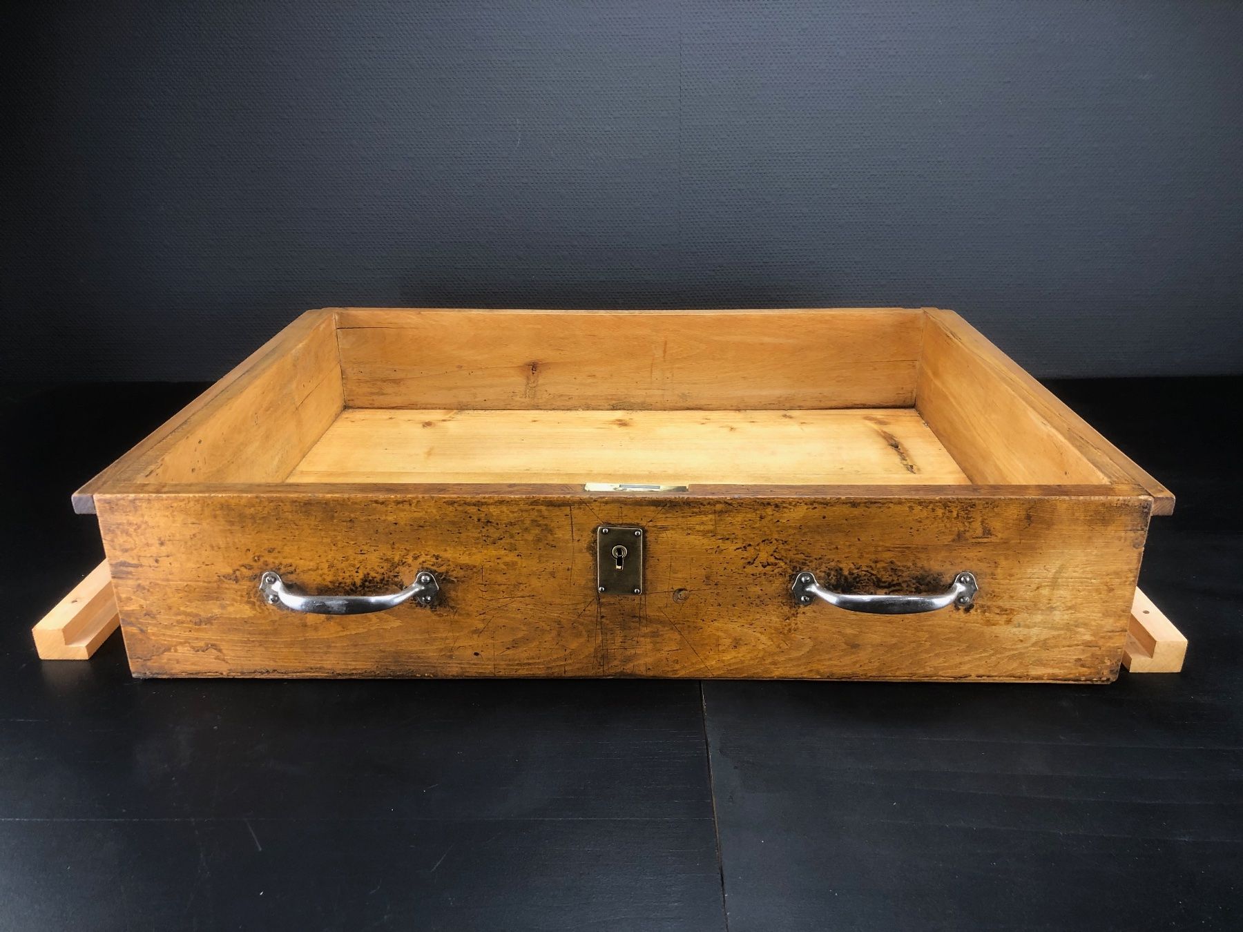 Casse di trasporto: Original Industrial Design, Unterbauschublade Schublade – Usato da Laufenburg venduto da industrial-silence