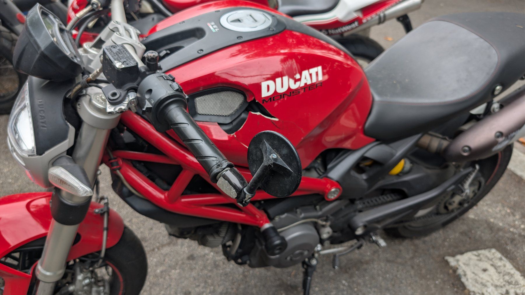Ducati Route: Ducati Monster 796 – Défectueux à Basel par Motorrad-Classic 5