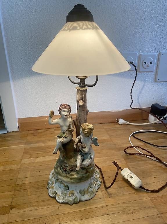 Lampade: Antike Lampe – Usato da Bern venduto da gutti72
