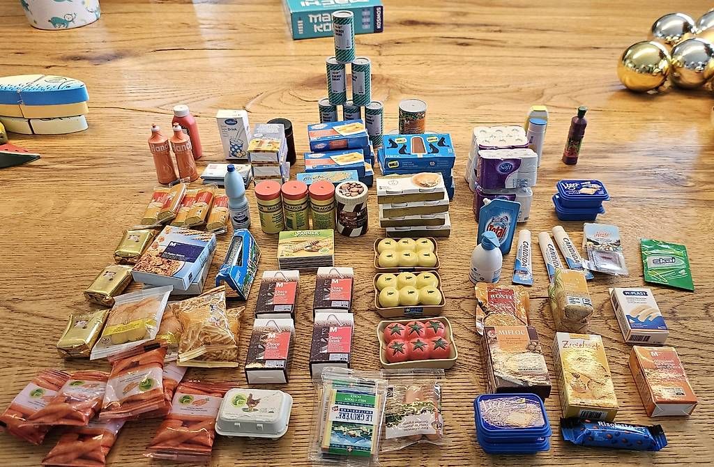 Migros Spielzeuge: Mini Lebensmittel von Migros – Gebraucht aus Ennetbaden von