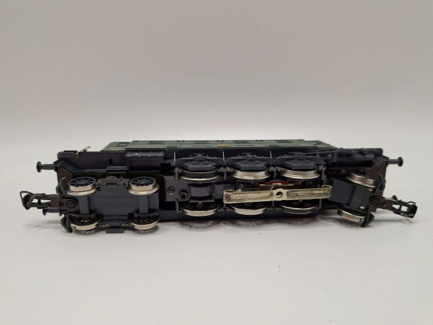 Fleischmann Modelleisenbahnen: Fleischmann 1145 SBB Ae 3/6 (JSH) – Gebraucht aus Birr von waruco 4