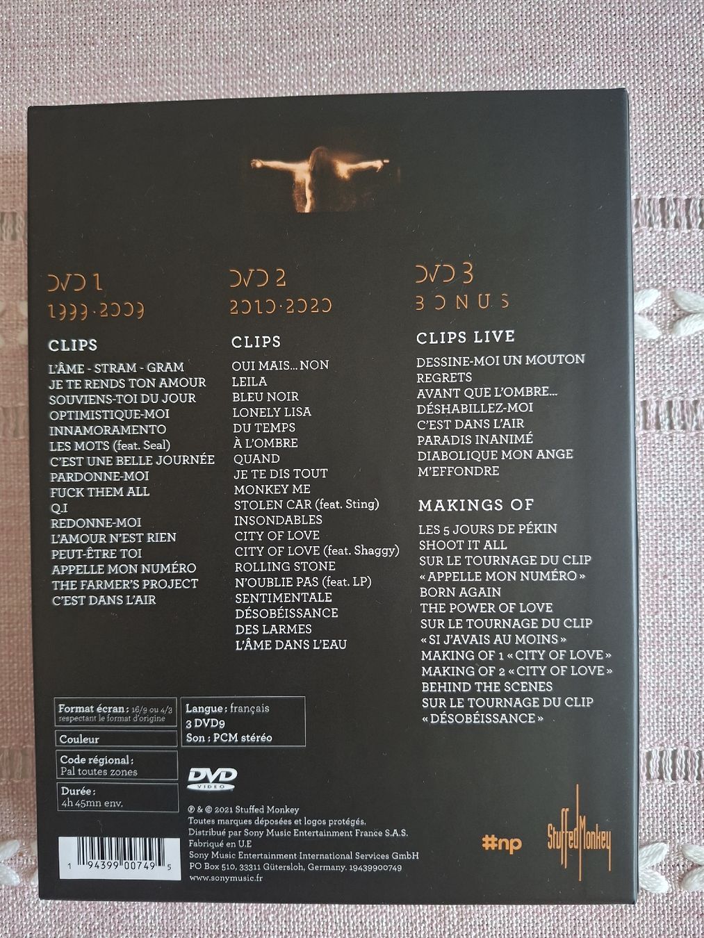 Tutti i DVDs: Clips intégrale Mylene Farmer 1999-2020 – Nuovo (secondo la descrizione) da Bassecourt venduto da sma_qdd2 1
