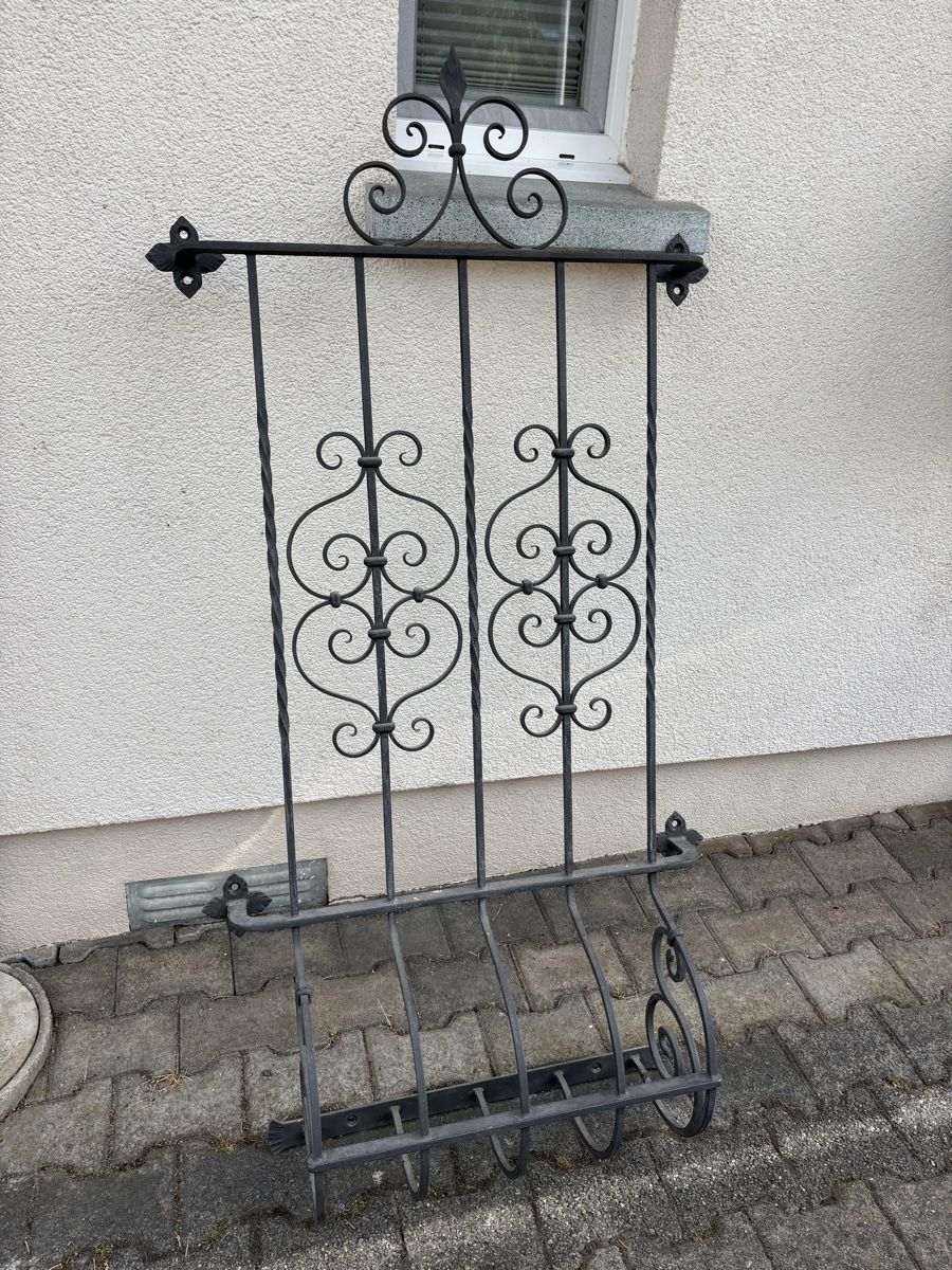 Grilles & Grillages: Fenstergitter – D'occasion à Untersiggenthal par Ivan11
