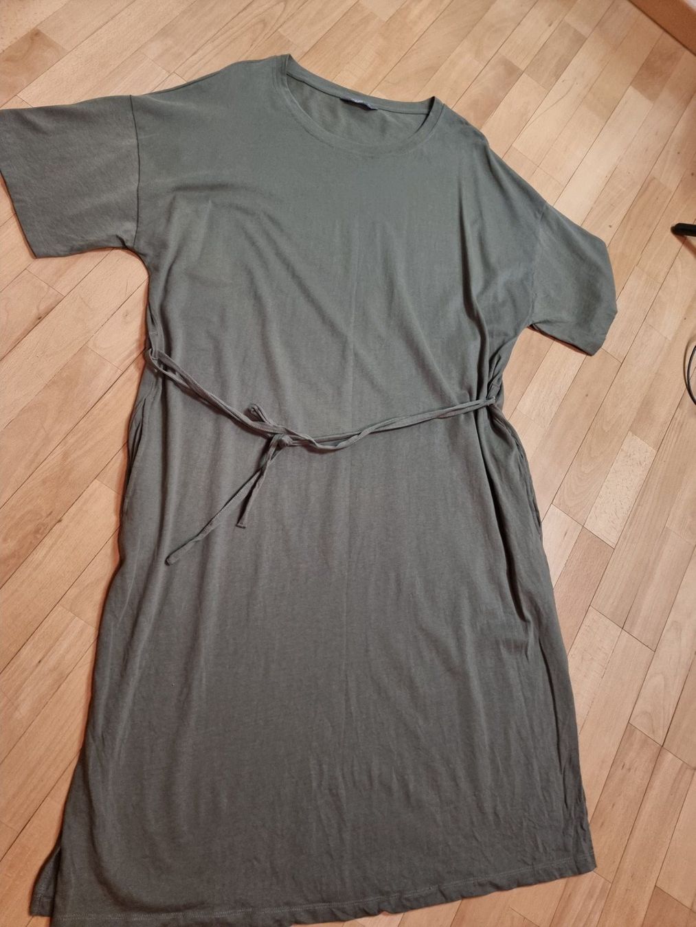 Vestiti: 🌺Kleid Größe 48/50🌺 – Usato da Wald ZH venduto da CapLux 9