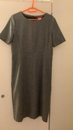 ab35.-  Max Mara Wolle M-L  Post9.-