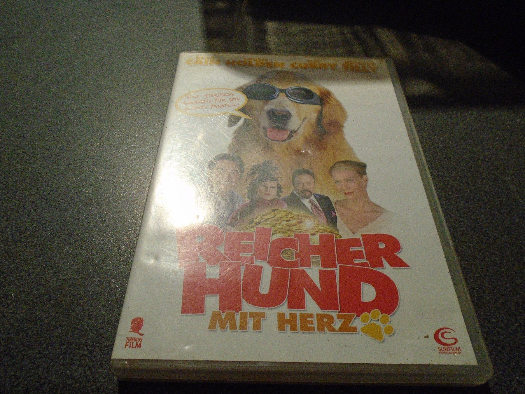 Tutti i DVDs: DVD Reicher Hund mit Herz – Usato da Zürich venduto da abraxas1291