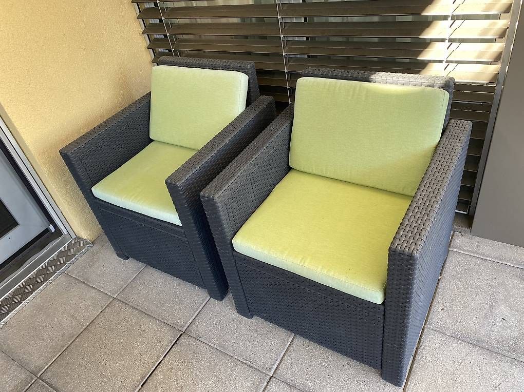 Sofas: Lounge - Vierplätzig mit Tisch – D'occasion à Lüchingen par ebkaufsuche 2