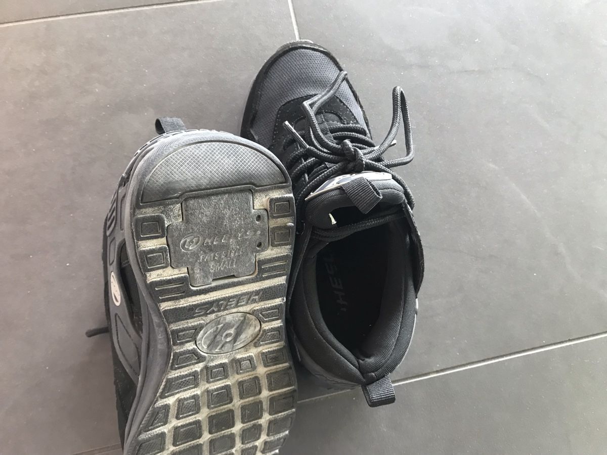 Heelys Scarpe da uomo: Heelys kinder gr33 – Usato da Allschwil venduto da lerie13 3