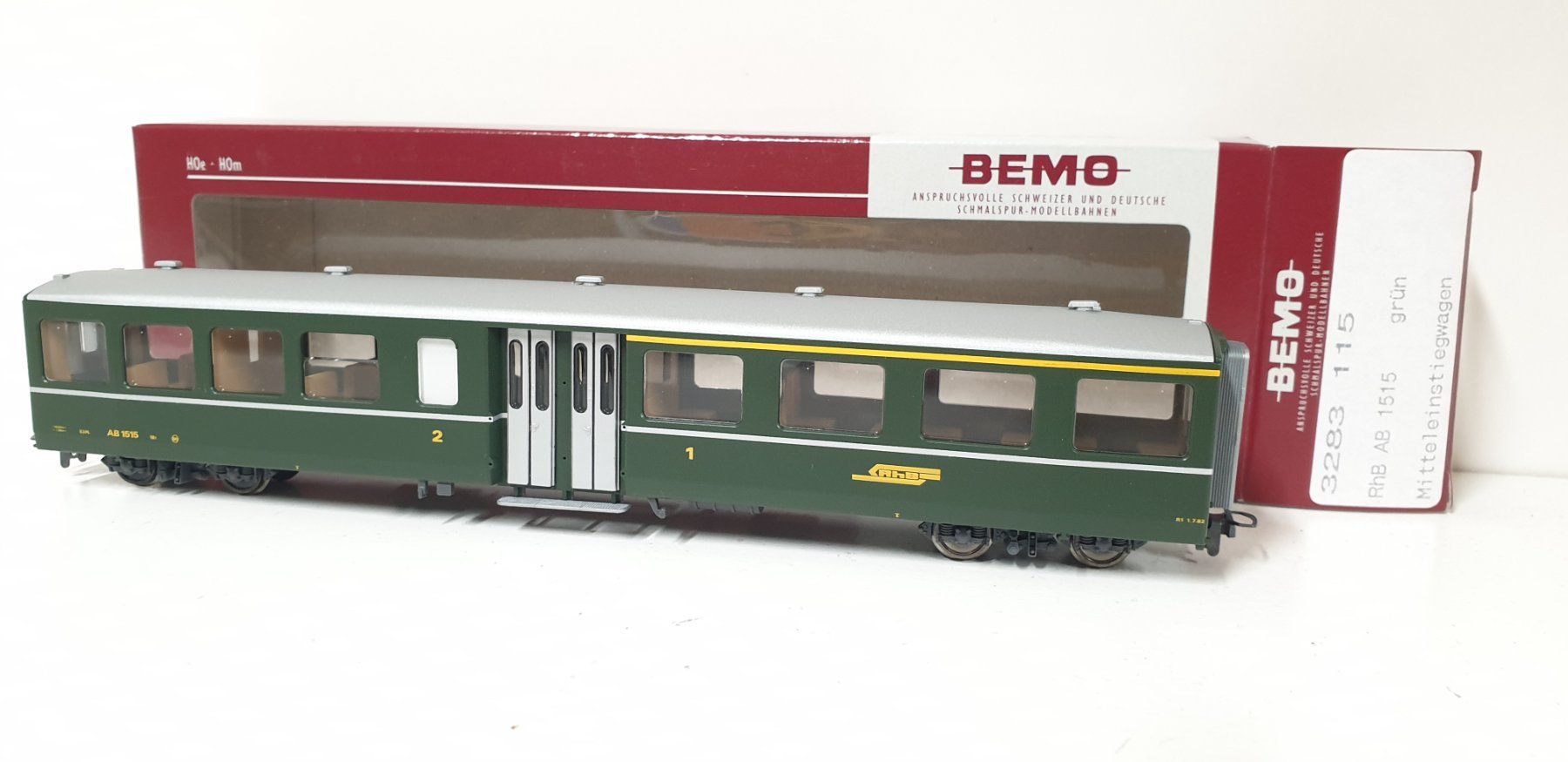 Bemo Modellini di ferrovie: Bemo RhB Mitteleinsiegswagen  3283 115 – Nuovo (secondo la descrizione) da Geroldswil venduto da TopTrain54