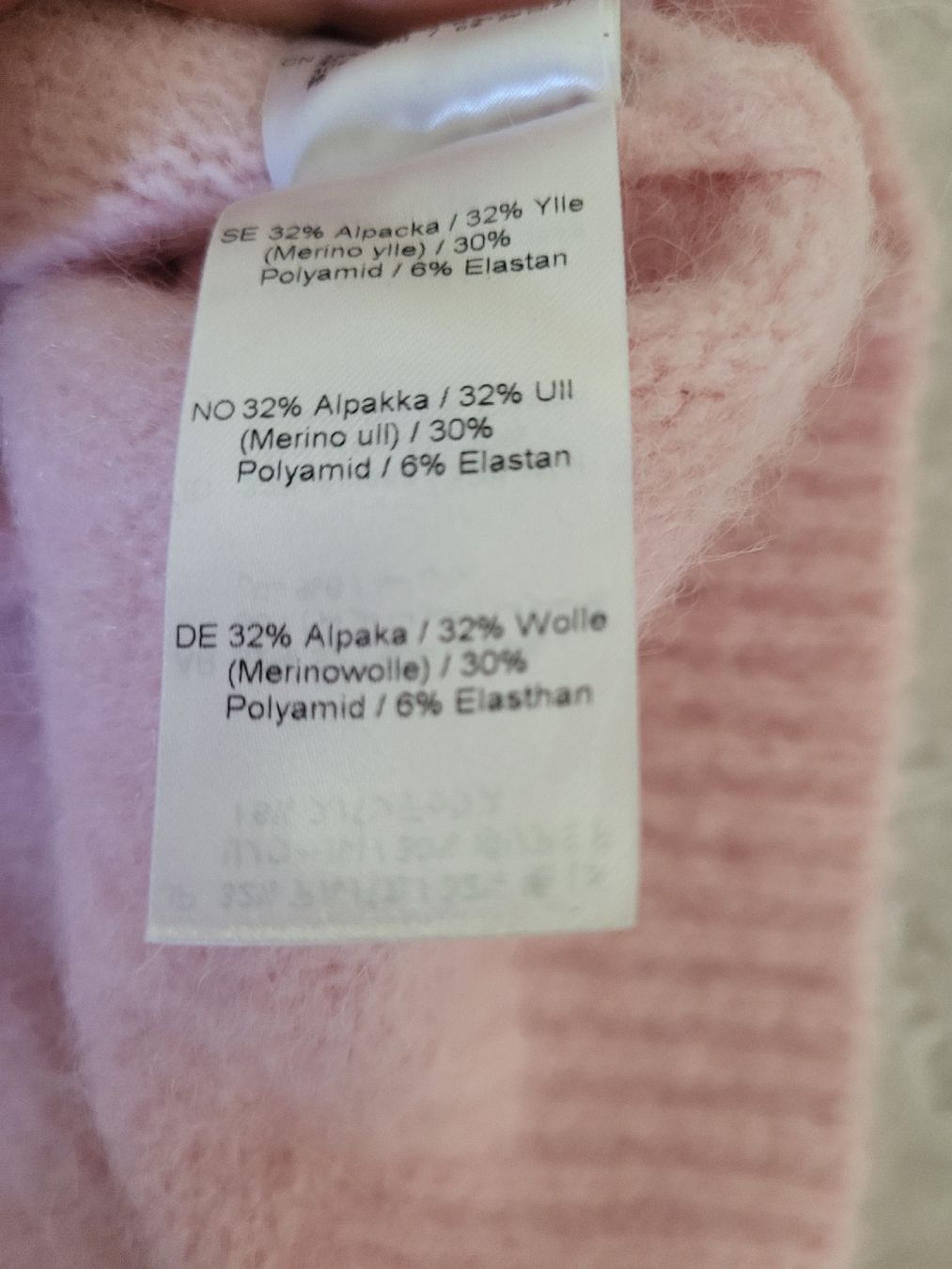 Pullover & Sweatshirts: Damen Pullover rosa Strickmuster neuwertig – Neu (gemäss Beschreibung) aus Winterthur von rab_tr8n 2