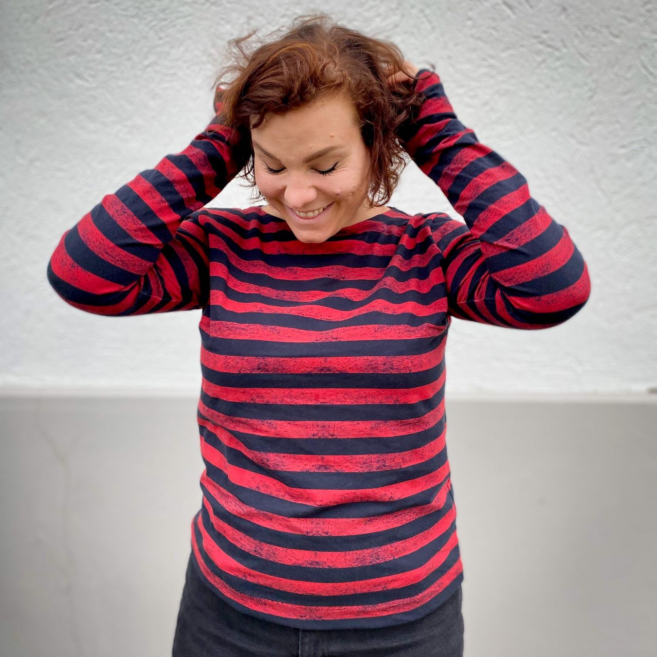 Tessuti: Jersey Streifen "Stripes" rot Stoff je m – Nuovo e nell'imballaggio originale da Wiesenberg venduto da mountain-merch 2
