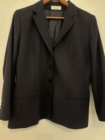 Veste tailleur noire Synonyme