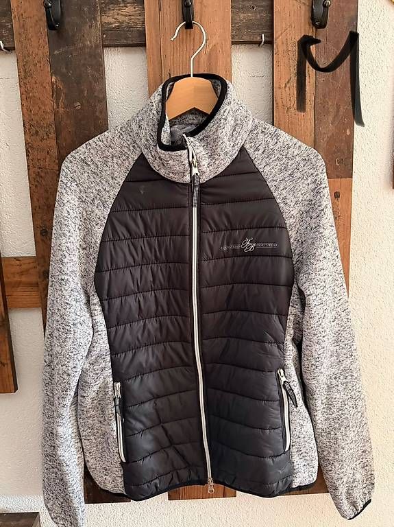 Jacken: Jacke – Gebraucht aus Bern von Samsam1996