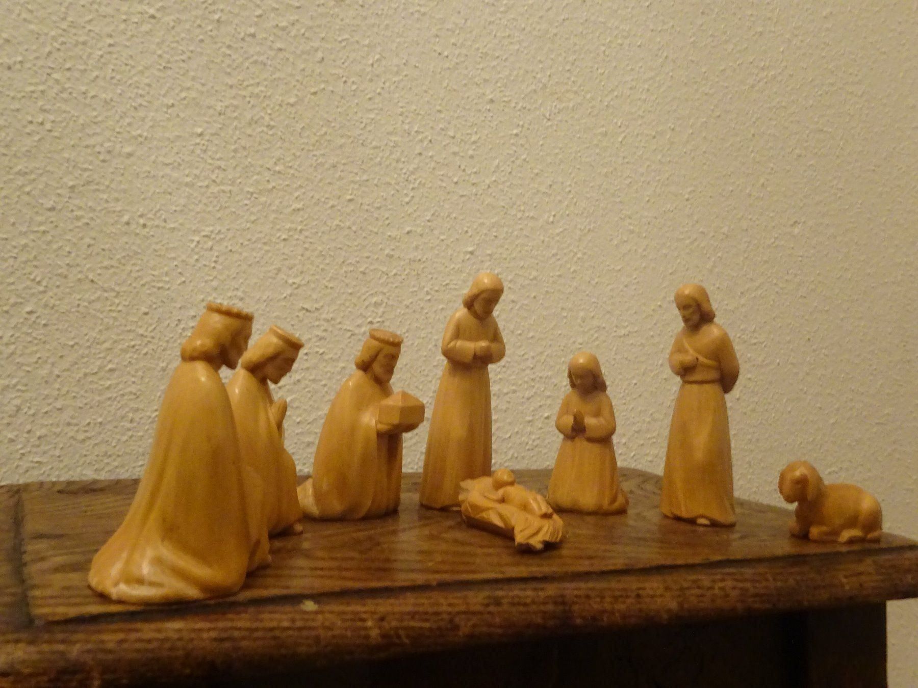 Statuette: Brienzer Krippe / Heimatwerk – Usato da Esslingen venduto da eintagammeer 1