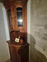 Petit meuble d'angle en merisier