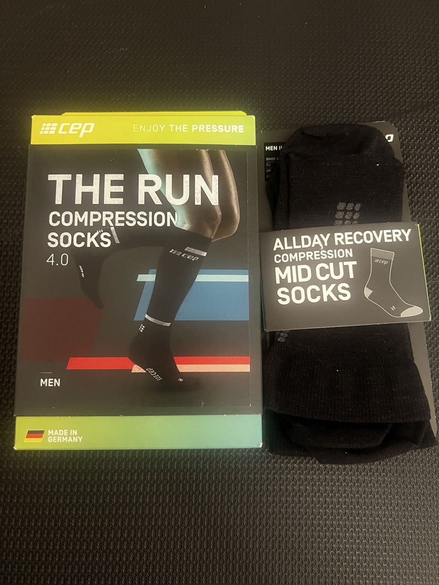 Chaussettes: Herren CEP Laufsocken Bundle – Neuf avec emballage d'origine à Obfelden par running_mike