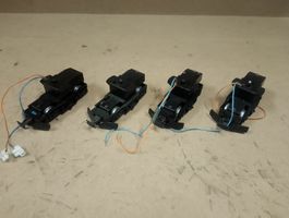 4 x Rollgestell von Fama Spur Om 1:45 ohne Motoren