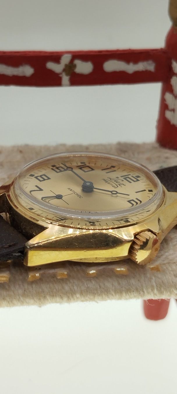Orologi: Montre vintage luz – Usato da La Chaux-de-Fonds venduto da jac_9llg 5