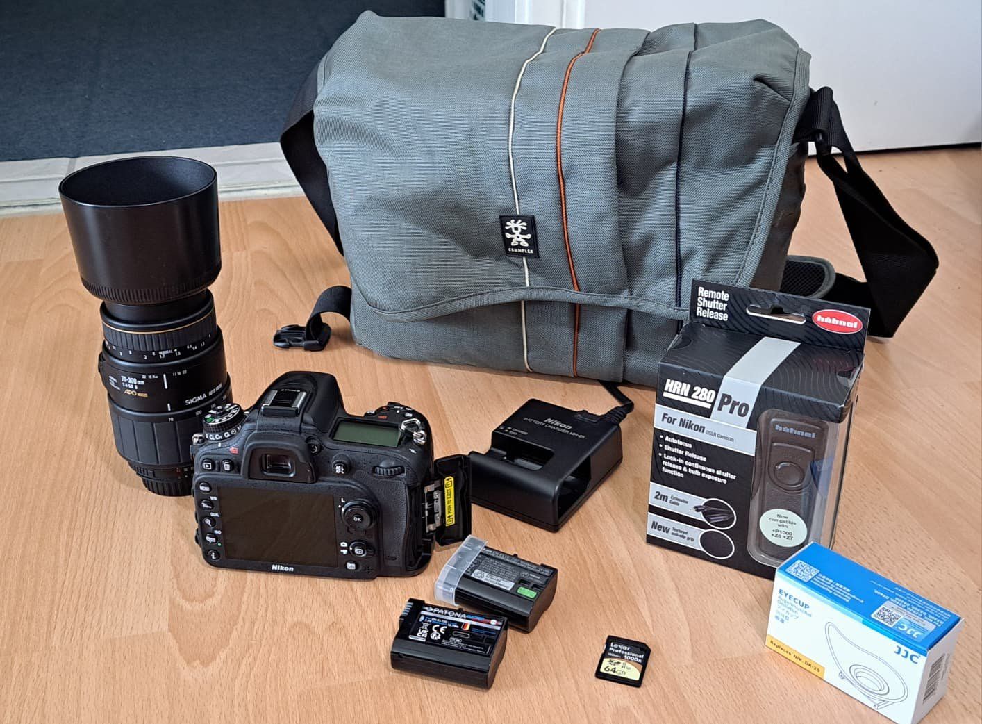 Nikon Fotocamera: Nikon D7100 + Zubehör – Usato da Aeschi SO venduto da MockinBird