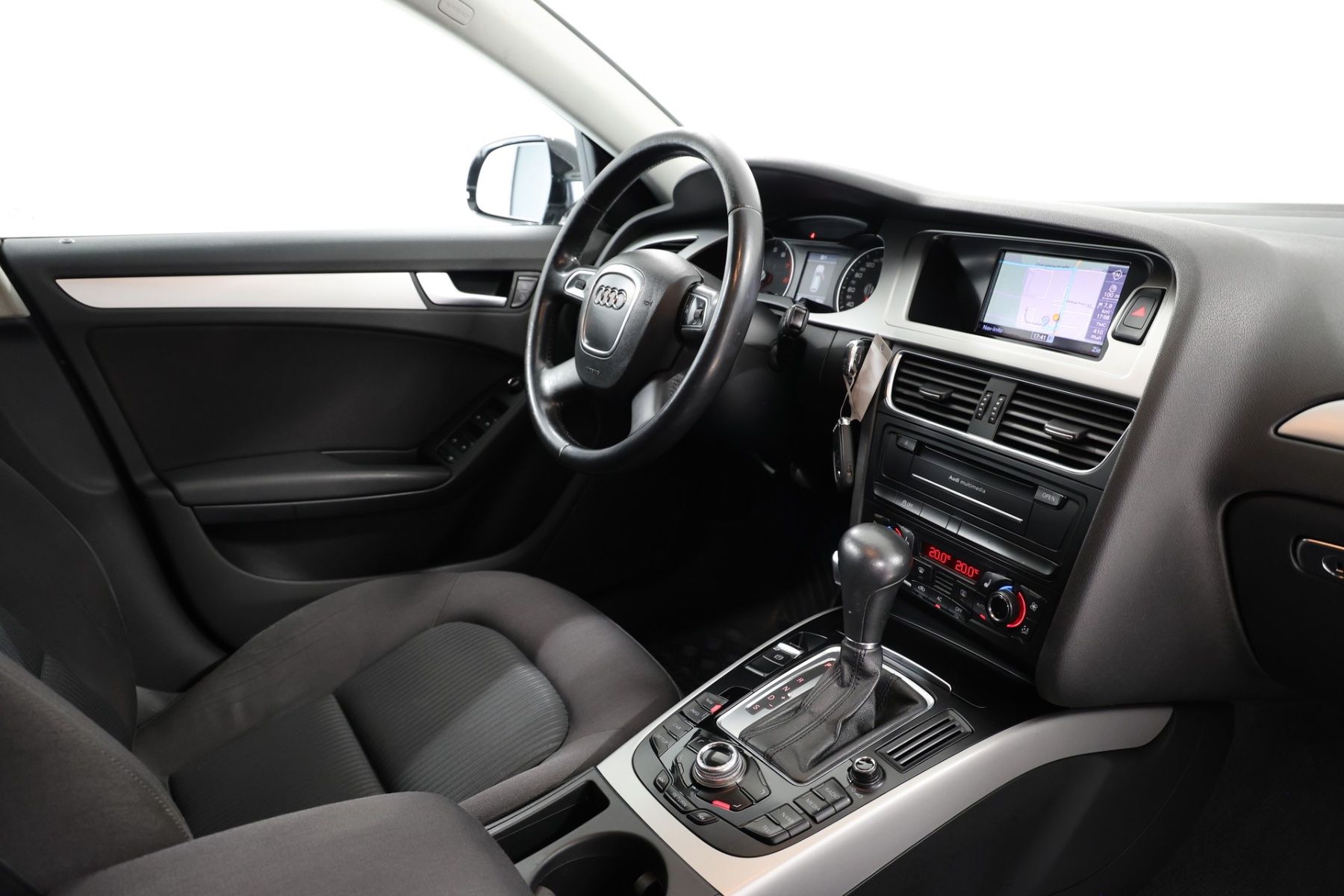 Audi Autos: AUDI A4 Avant 1.8 TFSI multitronic – Gebraucht aus Rümlang von AlbiniAutoGmbH 7