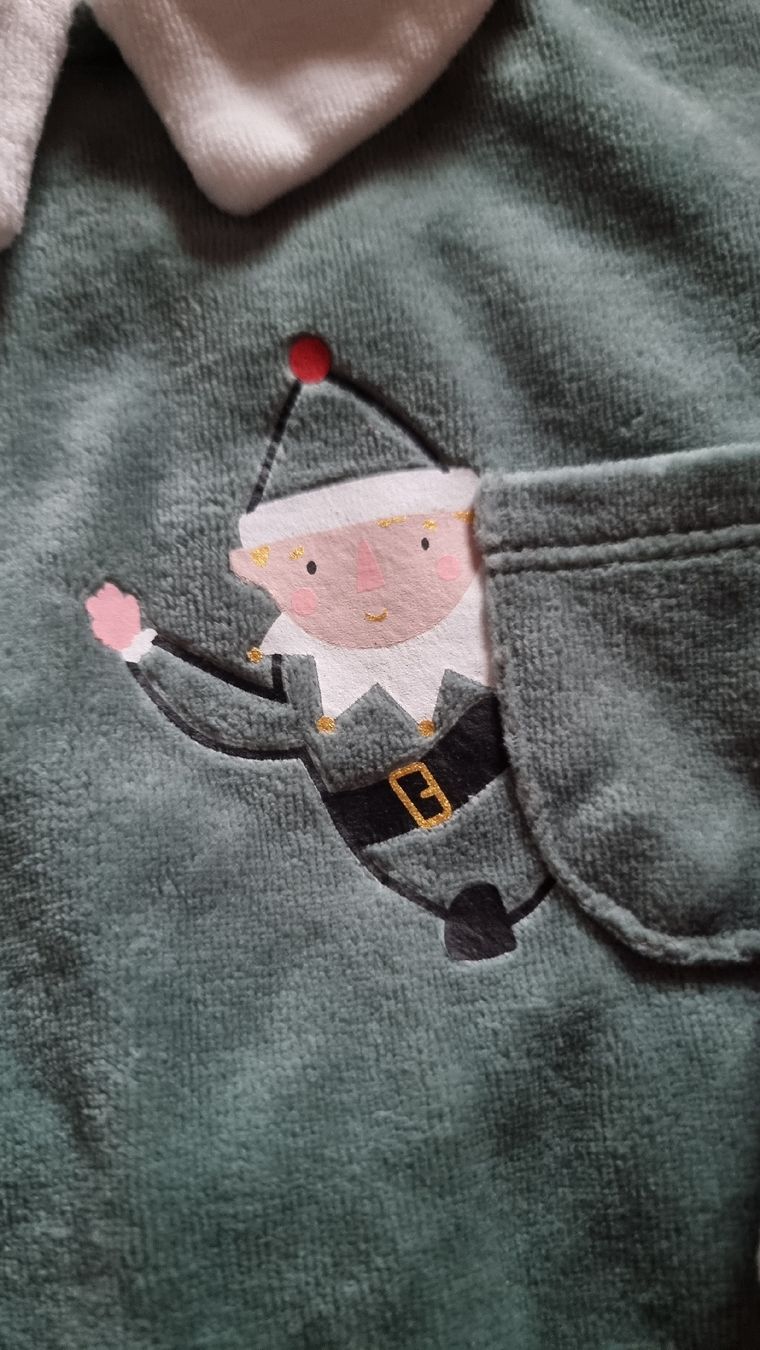 Pyjamas: Pyjama Noël 81 – D'occasion à Les Breuleux par Mily1991 1