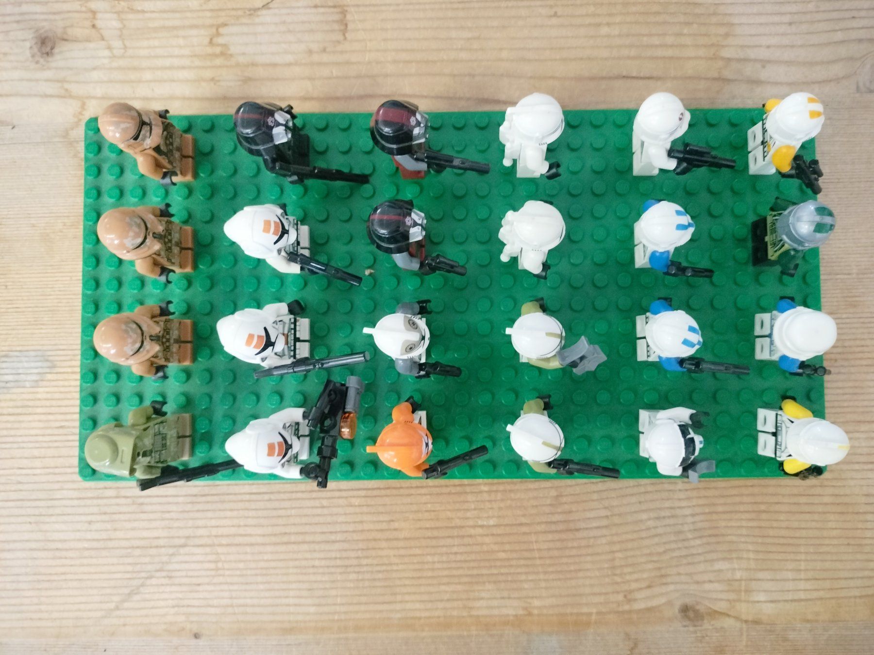 Lego Giocattoli: Lego Star Wars div. Clone Trooper 24 Stück – Usato da Wil SG venduto da RoyalBricks 8