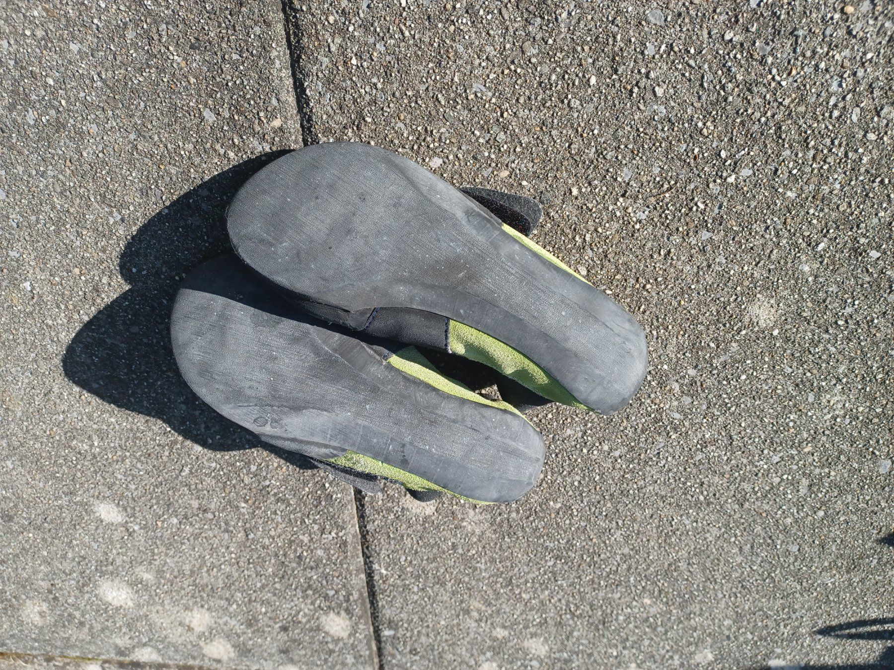 Schuhe für Jungen: Kletterschuhe Gr.35 – Gebraucht aus Adligenswil von Teak7 3