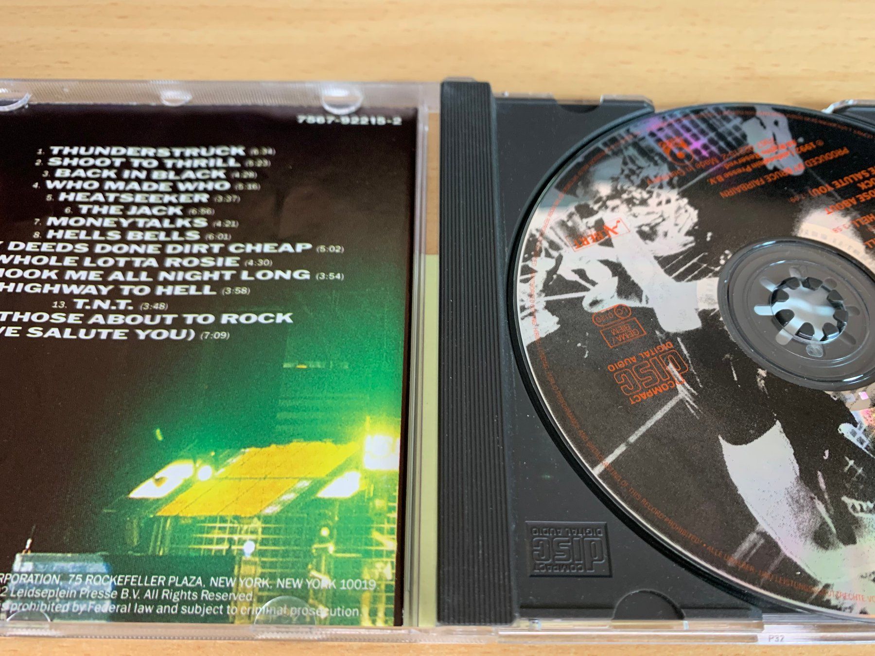 CD: AC/DC – Live – Usato da Rikon im Tösstal venduto da Alpenmutz 2