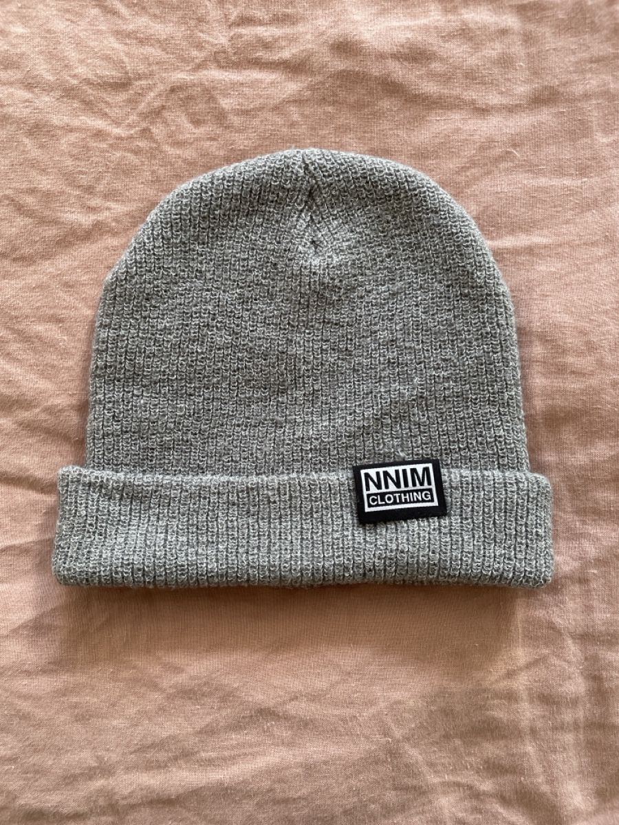 Hüte, Mützen & Caps: Beanie NIMM Grau – Gebraucht aus Bern von Begaer