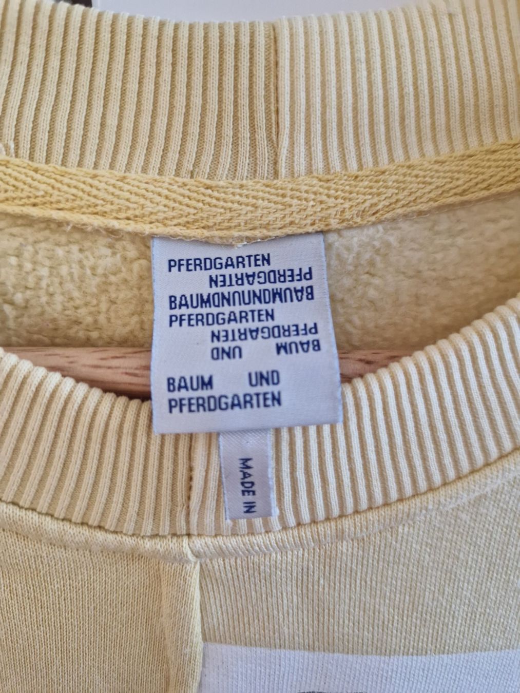 Maglioni & Felpe: Baum und Pferdegarten Sweatshirt Gr. M – Usato da Erlinsbach SO venduto da ULIKH 4