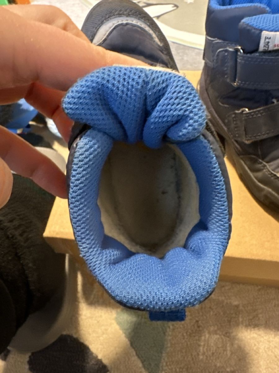 Superfit Scarpe per ragazzi: Superfit schuhe grösse 25 – Usato da Zermatt venduto da katytesunshine 1