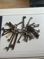 Schlüsselbund Vintage antike Schlüssel Sammlung(I27)