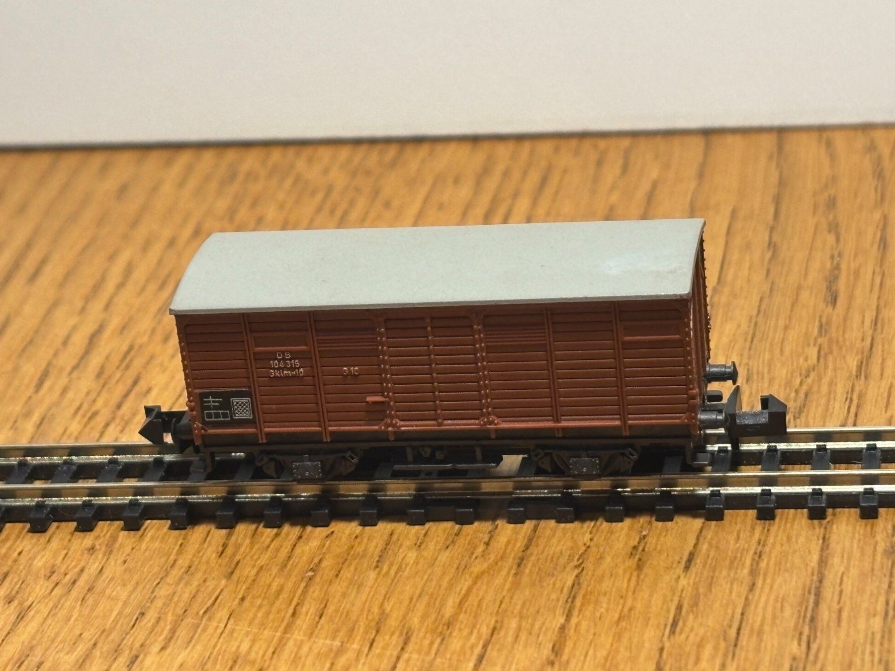 Modellini di ferrovie: e1571: Güterwagen (Spur N) – Usato da Birsfelden venduto da Birs_25 1