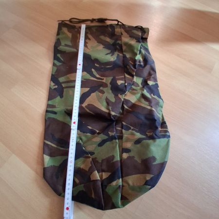 Armeesack Tarnmuster, robust, 60cm - Top Zustand!